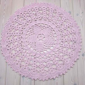 Light pink crochet doily rug from cotton t-shirt yarn | Home&Soul